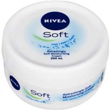 Nivea Soft Moisturiser Cream Lotion With Jojoba Oil & Vitamin E 200ml