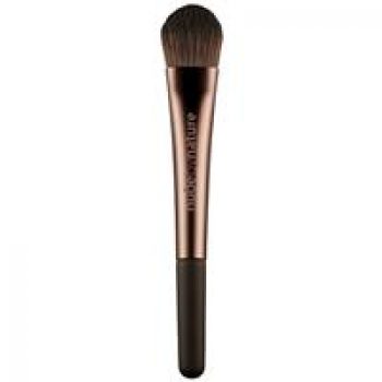 Nude by Nature Liquid Foundation Brush 02
