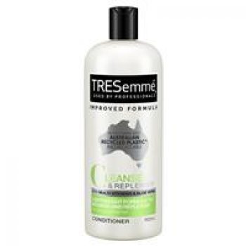 TRESemme Professional Conditioner Remoisturise 900ml